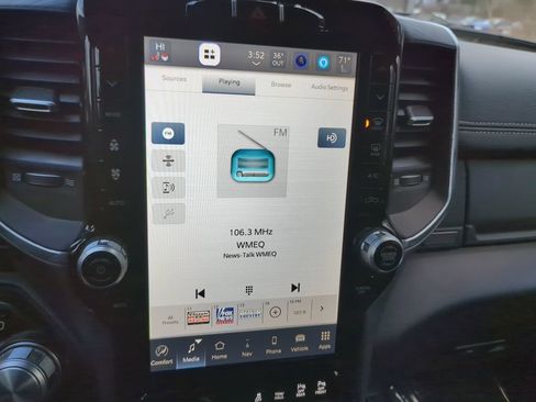 Used 2023 RAM 1500 Laramie image 19