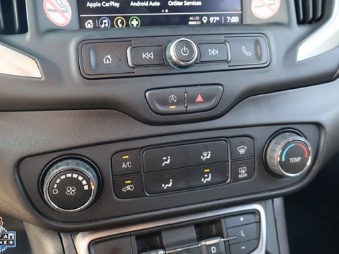 Used 2024 GMC Terrain SLE AWD/4WD image 19