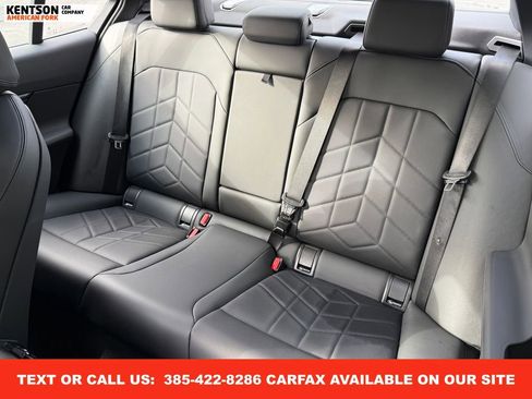 Used 2025 BMW 530i xDrive image 32