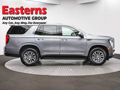 Used 2025 GMC Yukon Denali AWD/4WD image 4