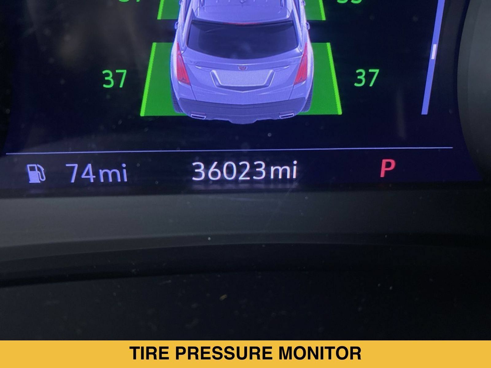 Certified 2023 Cadillac XT5 Premium Luxury w/ Technology Package AWD/4WD image 4