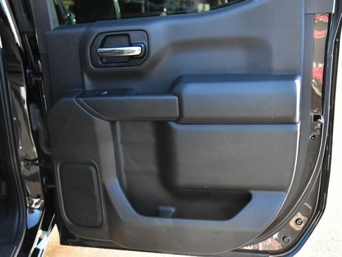 Used 2019 Chevrolet Silverado 1500 LT w/ All-Star Edition image 40