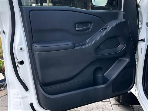 New 2025 Nissan Frontier S image 16