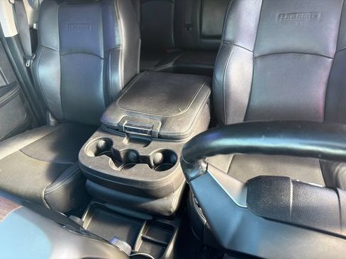 Used 2017 RAM 1500 Laramie AWD/4WD image 27