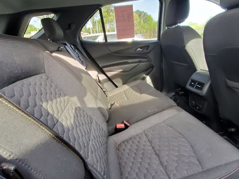 Used 2018 Chevrolet Equinox LT w/ Sun & Infotainment Package image 6