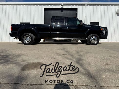 Used 2016 Ford F350 Platinum image 1