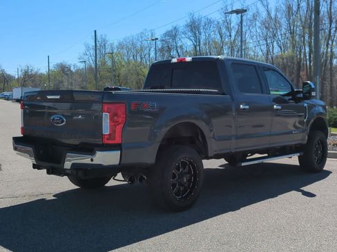 Used 2018 Ford F250 Lariat w/ Chrome Package AWD/4WD image 8