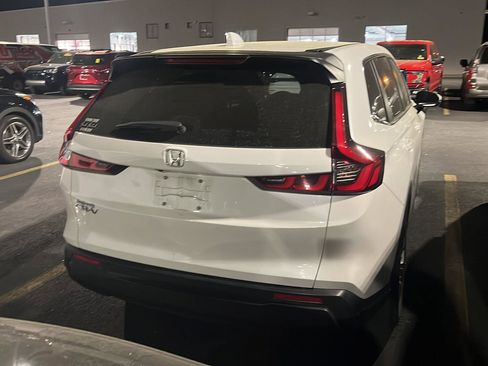 Used 2024 Honda CR-V LX image 9
