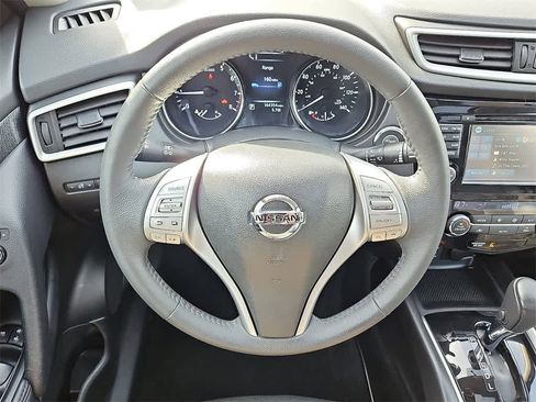 Used 2015 Nissan Rogue SL w/ SL Premium Package image 17