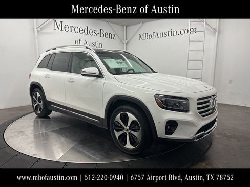Used 2026 Mercedes-Benz GLB 250 image 1