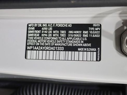 Used 2024 Porsche Cayenne image 44