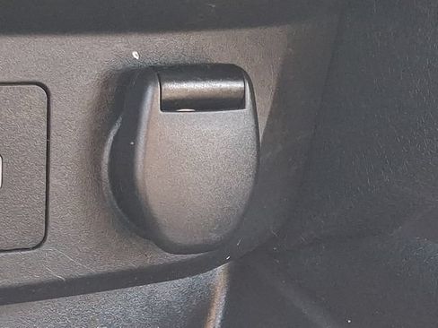 Used 2019 Nissan Rogue SV w/ Premium Package AWD/4WD image 24