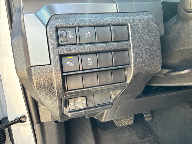 Used 2025 Toyota Tacoma SR5 AWD/4WD image 24