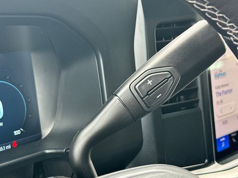 New 2025 Ford F250 Lariat w/ Black Appearance Package image 21