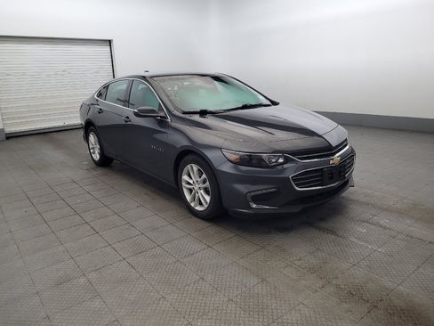 Used 2018 Chevrolet Malibu LT w/ Leather Package FWD image 13