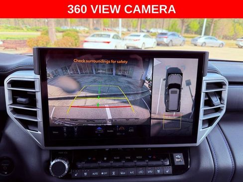Used 2025 Toyota Sequoia Platinum AWD/4WD image 11