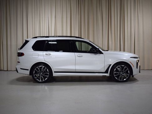 Used 2026 BMW X7 M60i AWD/4WD image 14