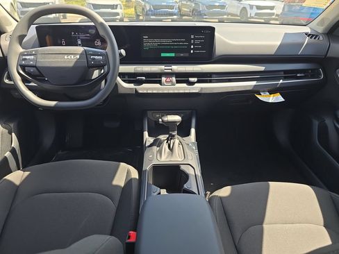 New 2026 Kia K4 FWD image 12