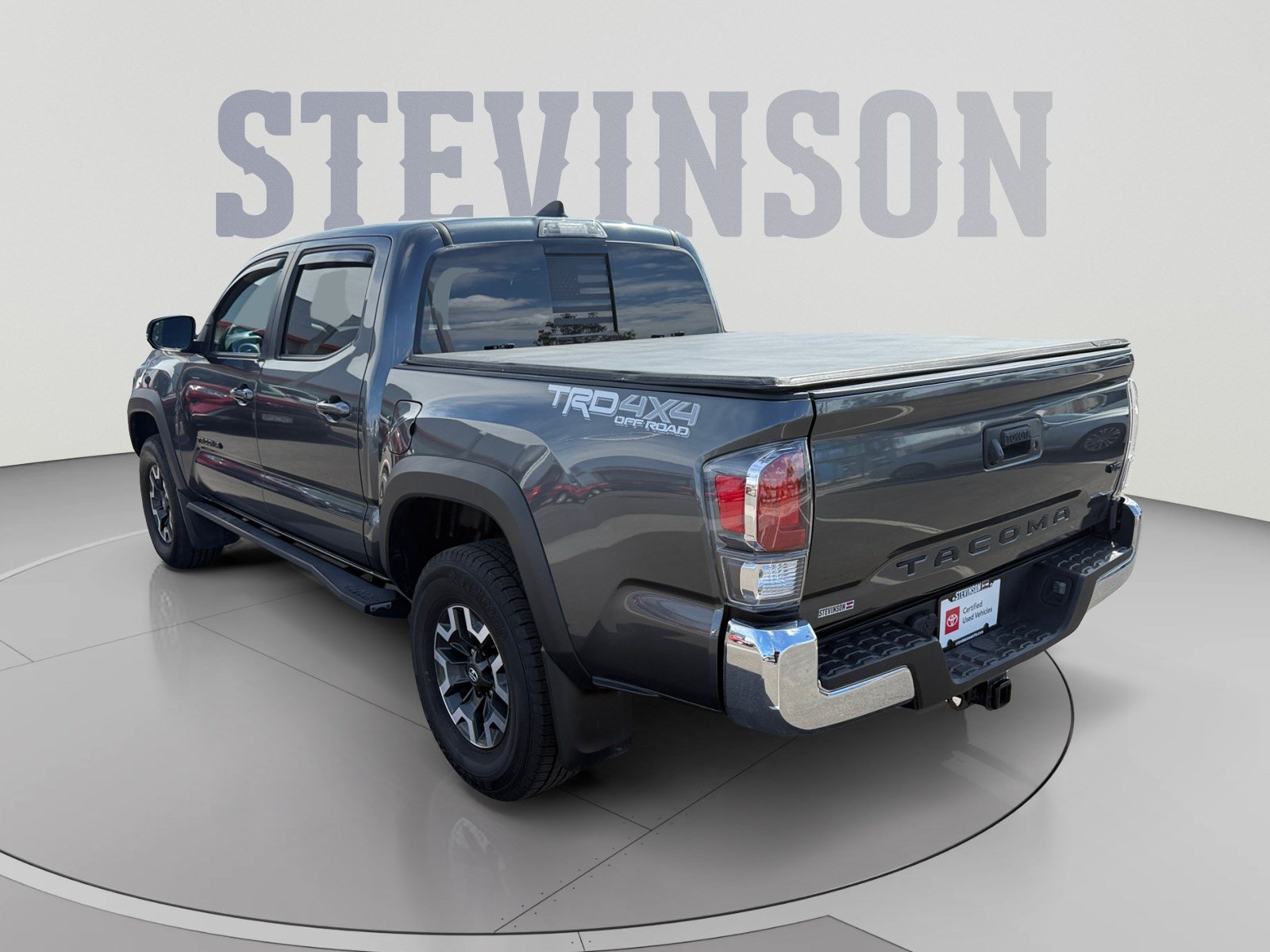 Used 2023 Toyota Tacoma TRD Off-Road AWD/4WD image 3