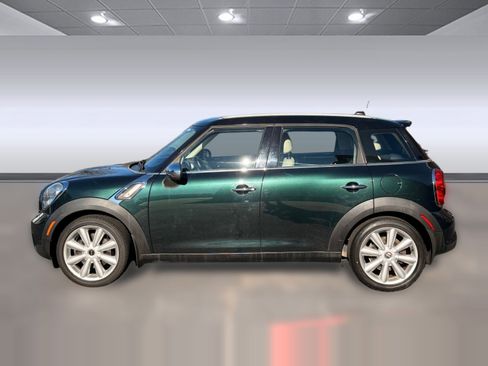Used 2011 MINI Cooper Countryman S image 2