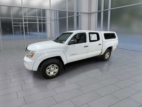Used 2010 Toyota Tacoma 4x4 Double Cab image 4