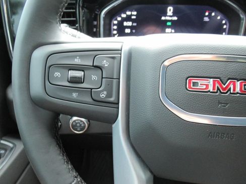 Used 2024 GMC Sierra 1500 Elevation w/ LPO, Elevation Black Package AWD/4WD image 21