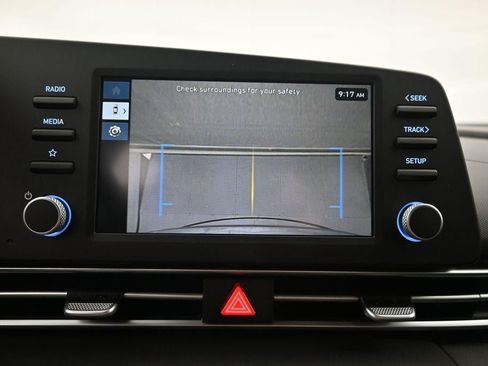 New 2026 Hyundai Elantra SE FWD image 32