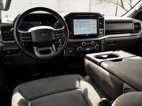 Used 2024 Ford F150 XLT w/ Tow/Haul Package image 4