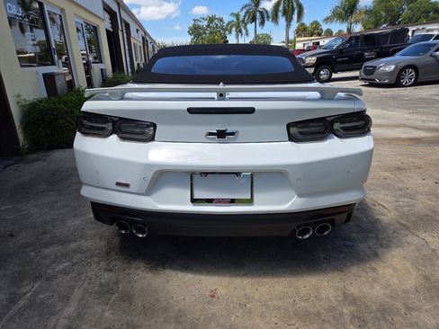 Used 2023 Chevrolet Camaro SS RWD image 5
