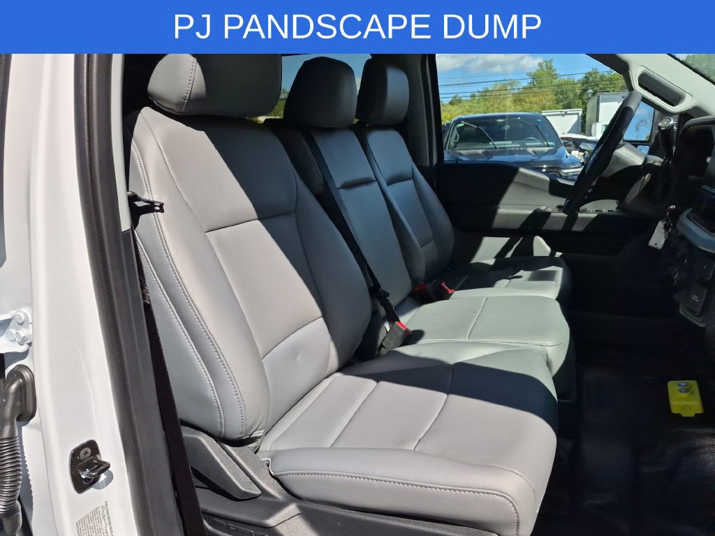 New 2026 Ford F550 4x4 Crew Cab image 24