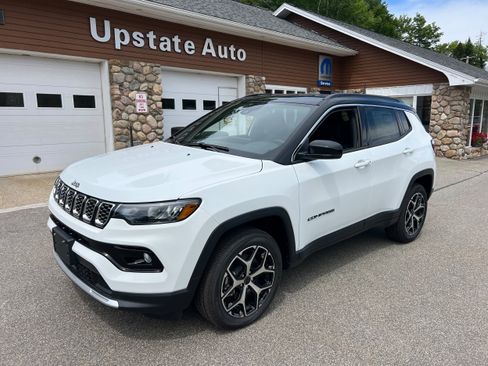 New 2026 Jeep Compass Limited AWD/4WD image 1