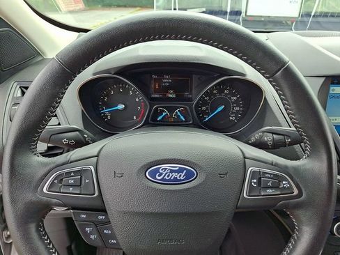 Used 2019 Ford Escape SE AWD/4WD image 19