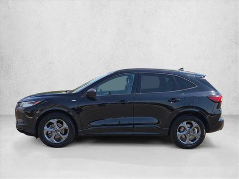 Used 2023 Ford Escape ST-Line w/ Tech Pack #1 AWD/4WD image 9