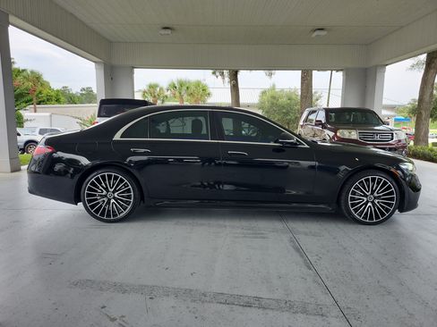 Used 2022 Mercedes-Benz S 500 4MATIC image 5