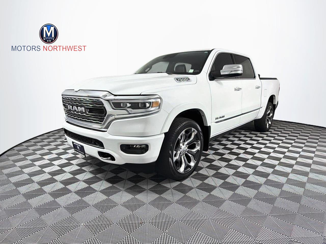 Used 2022 RAM 1500 Limited w/ Body-Colour Bumper Group AWD/4WD image 1