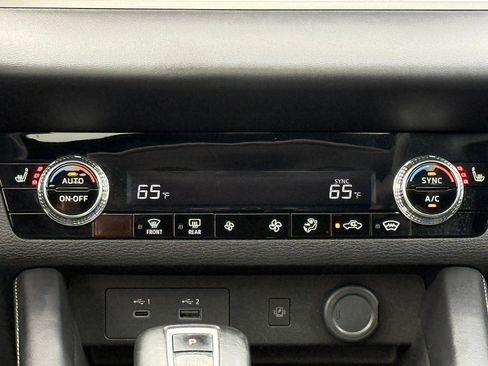 Used 2024 Mitsubishi Outlander Ralliart image 24