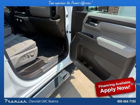 Used 2023 GMC Sierra 1500 SLT AWD/4WD image 21