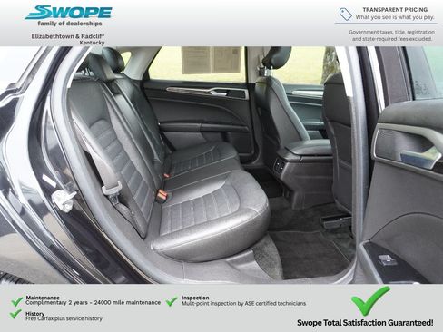 Used 2015 Ford Fusion SE w/ Equipment Group 202A FWD image 9