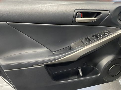 Used 2019 Lexus IS 300 F Sport w/ F Sport Package image 12