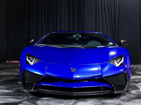 Used 2016 Lamborghini Aventador LP 750-4 Superveloce AWD/4WD image 9