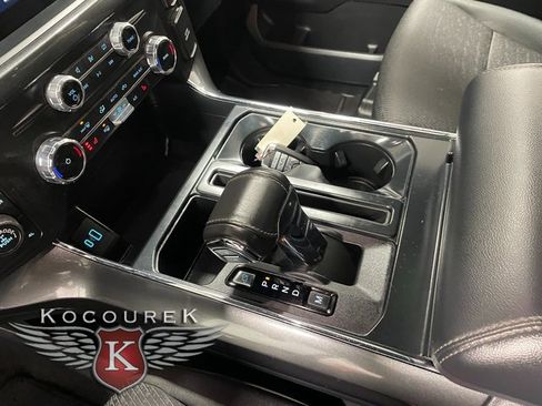 Used 2022 Ford F150 XLT w/ Equipment Group 302A High image 17