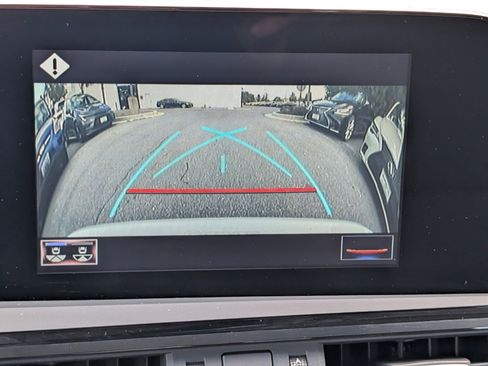 Certified 2022 Lexus ES 350 w/ Premium Package image 28