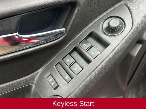 Used 2020 Chevrolet Trax LT w/ LT Convenience Package image 15