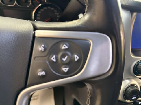 Used 2019 GMC Yukon XL SLE image 43