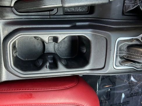 Certified 2024 Jeep Wrangler Sahara image 21