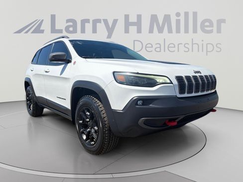 Used 2019 Jeep Cherokee Trailhawk w/ Comfort/Convenience Group AWD/4WD image 7