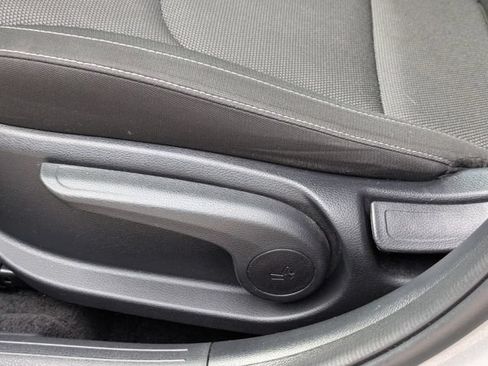 Used 2024 Kia Forte LXS FWD image 19