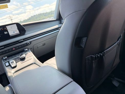 Used 2024 Hyundai Palisade SEL FWD image 38