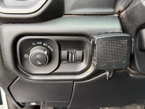 Used 2019 RAM 2500 Tradesman w/ Safety Group image 42