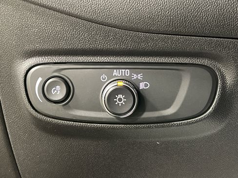 Used 2024 Chevrolet Equinox LT image 20